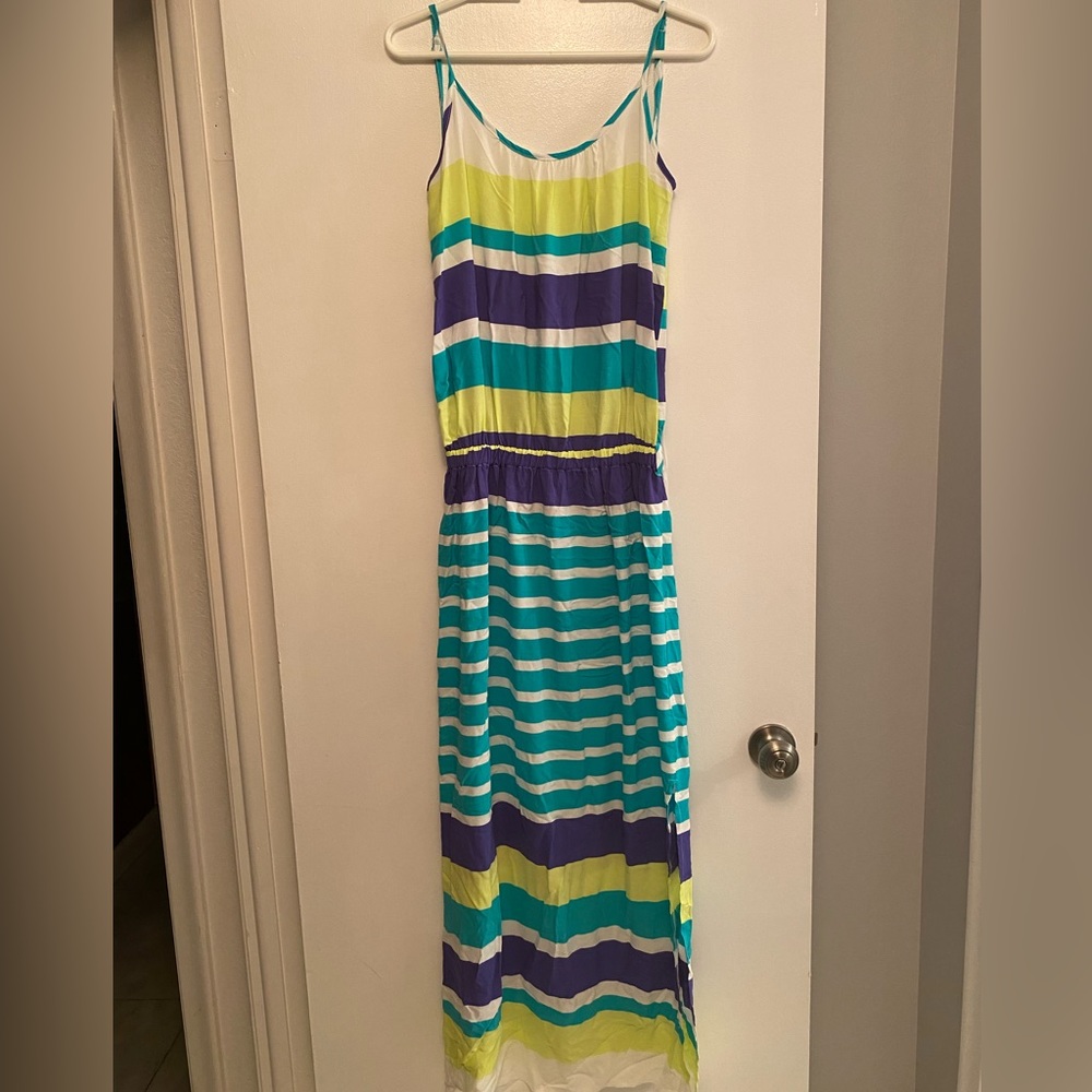 Summer dress with open back